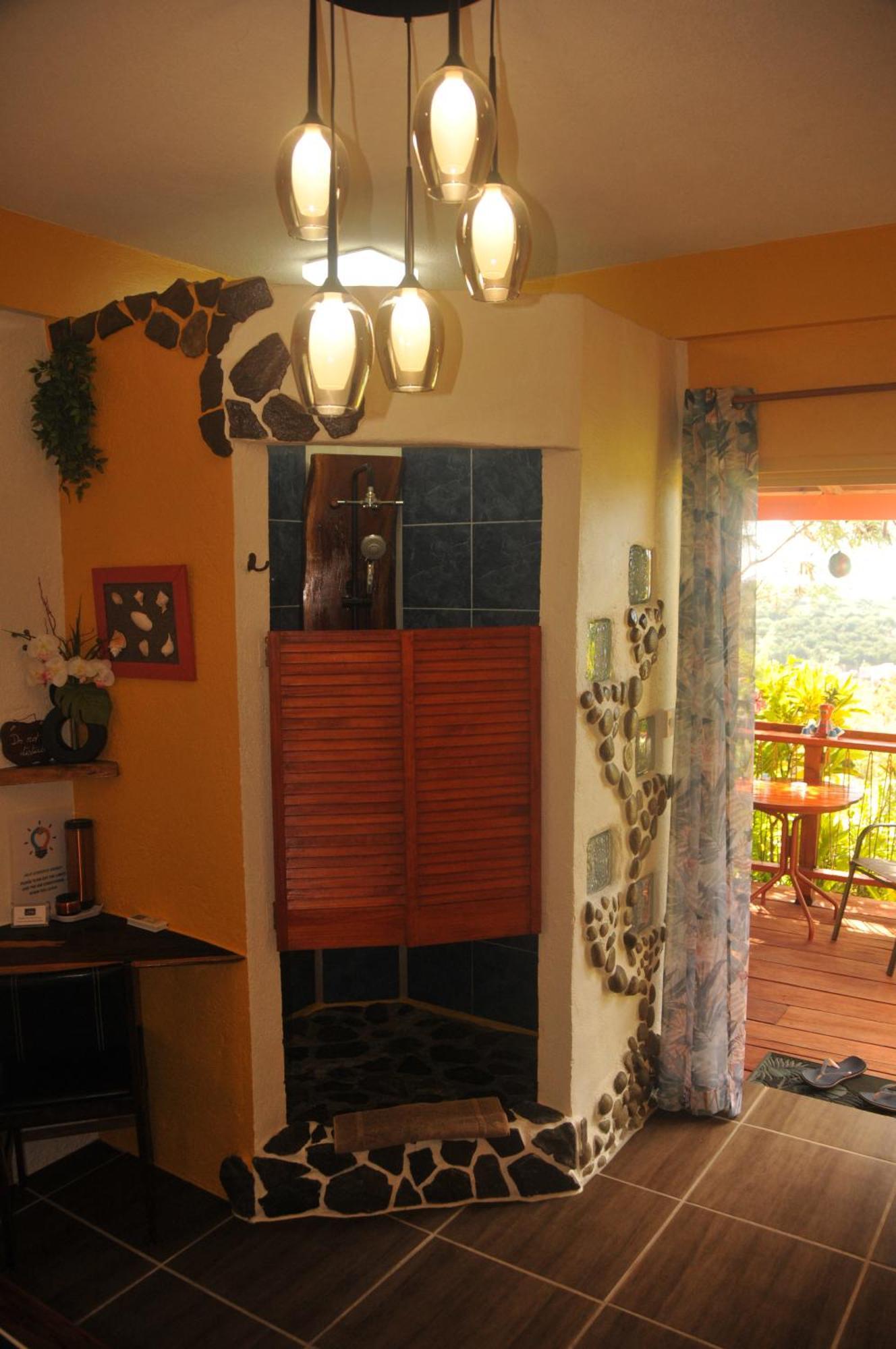 Mango Island Lodges Saint Joseph Bagian luar foto