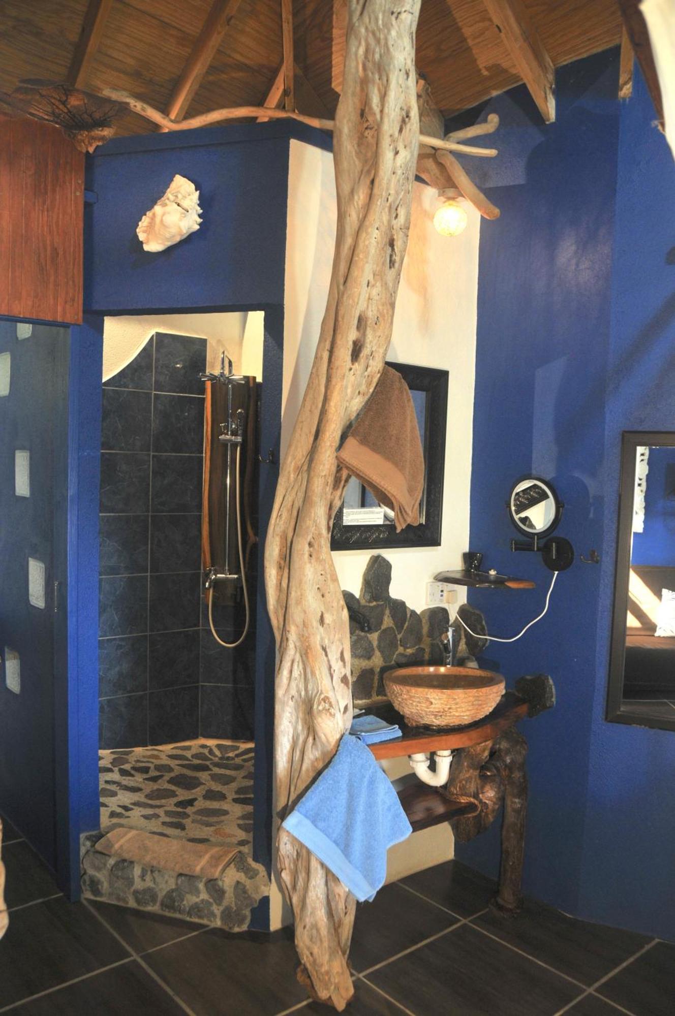 Mango Island Lodges Saint Joseph Bagian luar foto